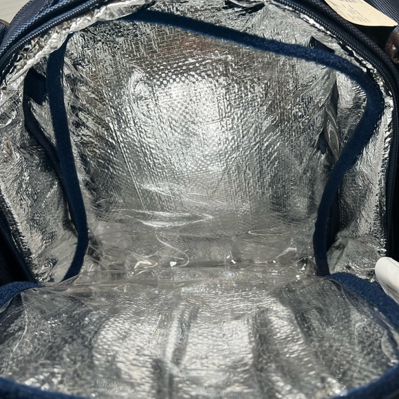 Pendleton, NEW PICNIC BACKPACK FULLY LOADED - Picture 9 of 14